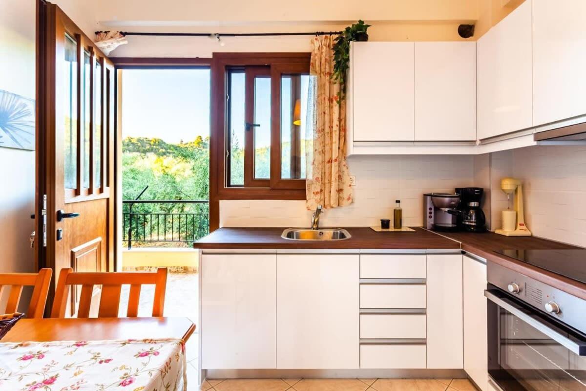 Nelly'S Seaview Retreat - Summer Cozy Getaway Apartment Zacharo Exterior photo
